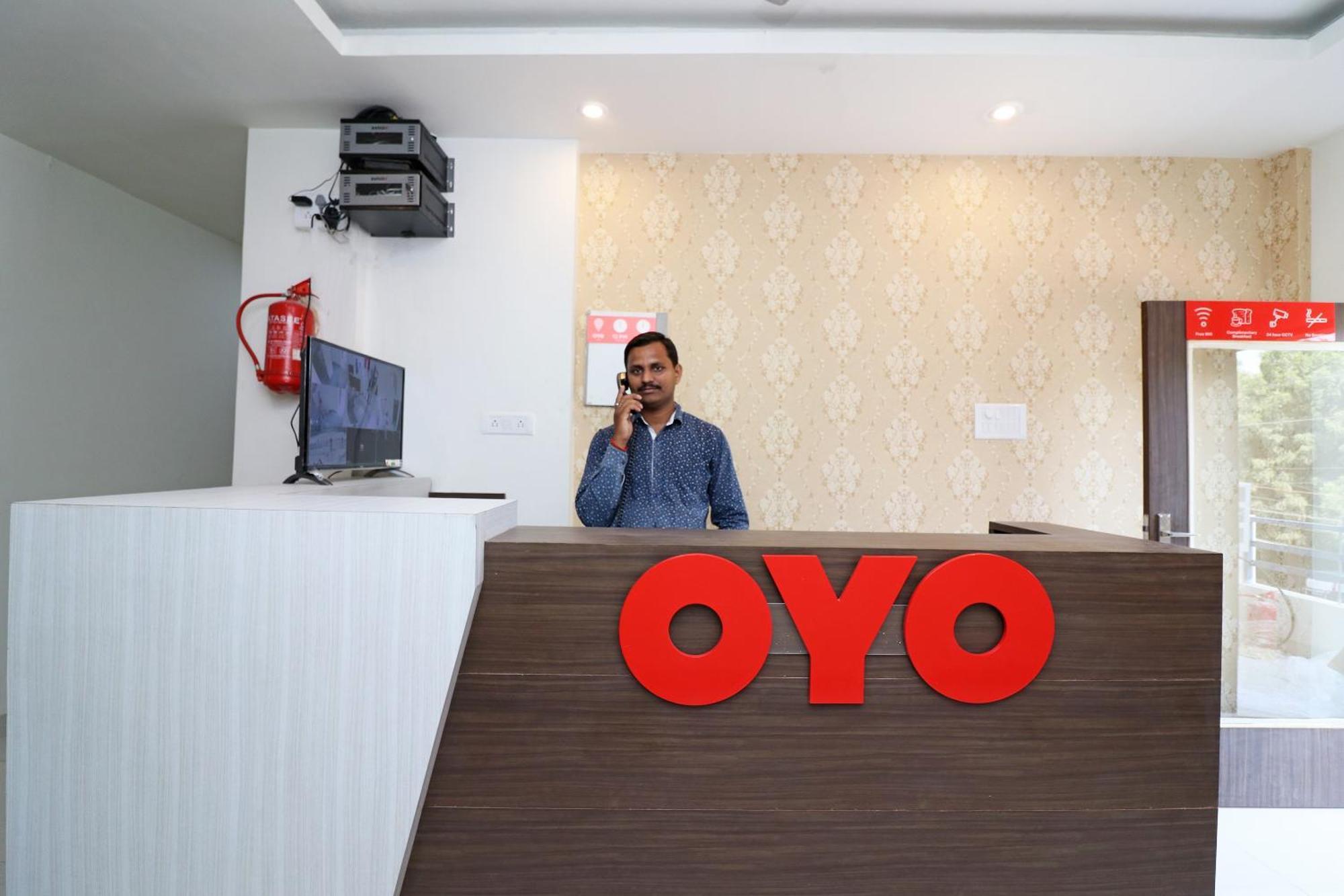 Oyo Paradise Inn Prayagraj Exterior photo